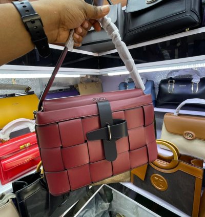 Pedra Woven Leather Shoulder Bag